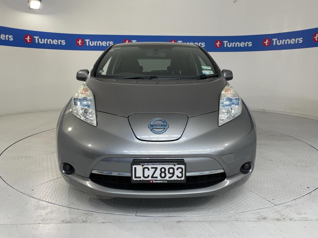 Photo '2' of Nissan Leaf