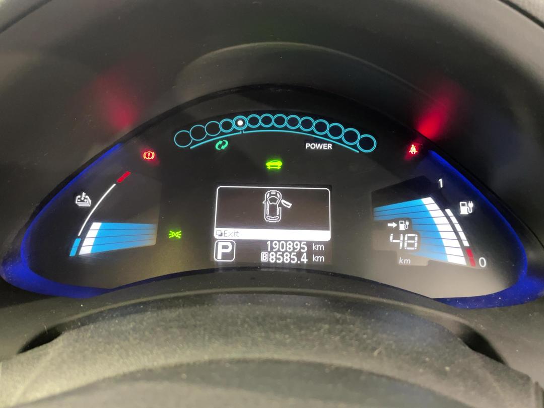 Photo '21' of Nissan Leaf