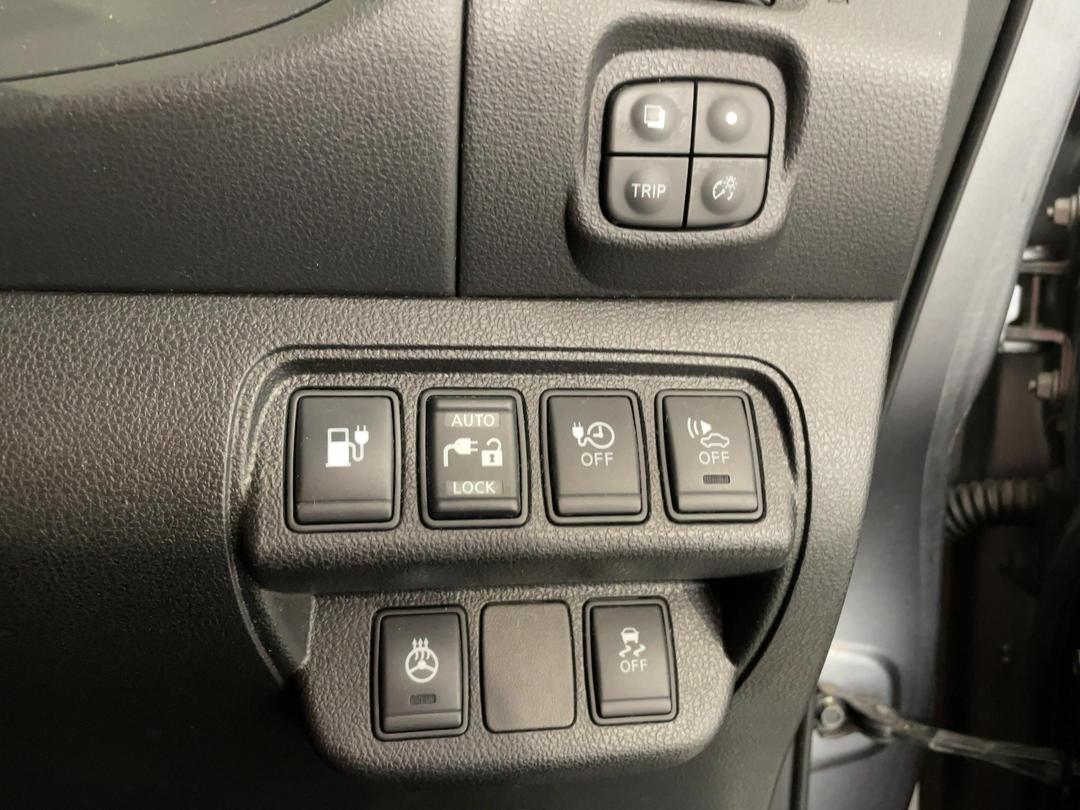 Photo '24' of Nissan Leaf