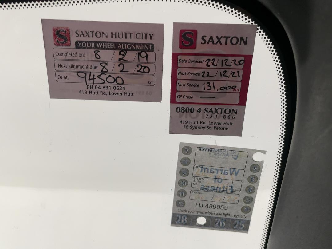 Photo '32' of Nissan Leaf