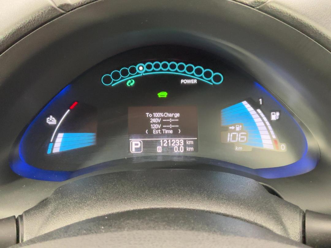 Photo '21' of Nissan Leaf
