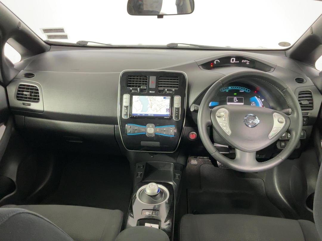 Photo '17' of Nissan Leaf