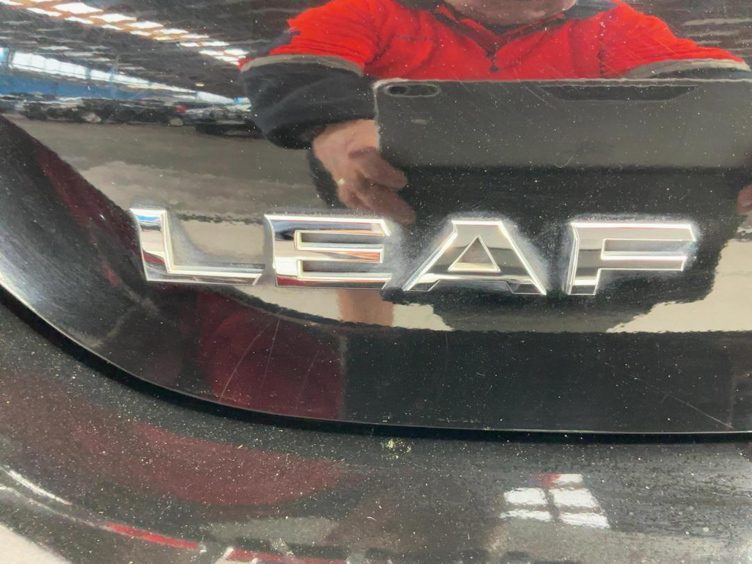 Photo '29' of Nissan Leaf
