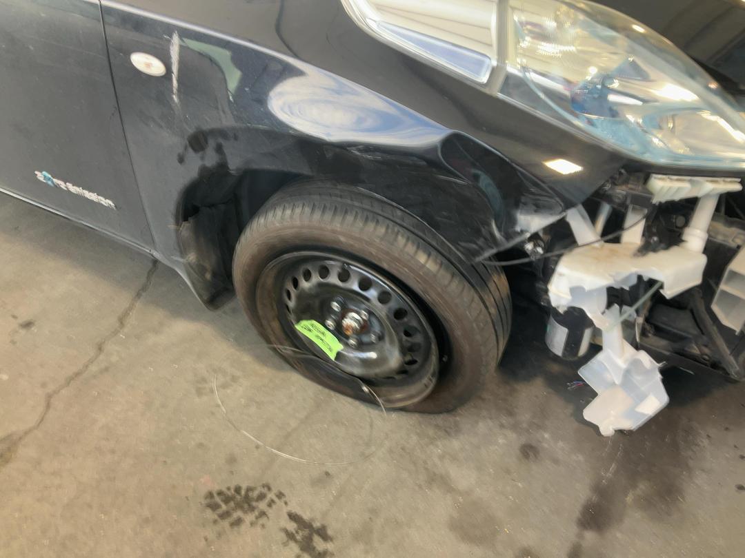Photo '18' of Nissan Leaf