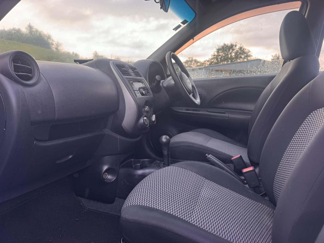 Photo '8' of Nissan March