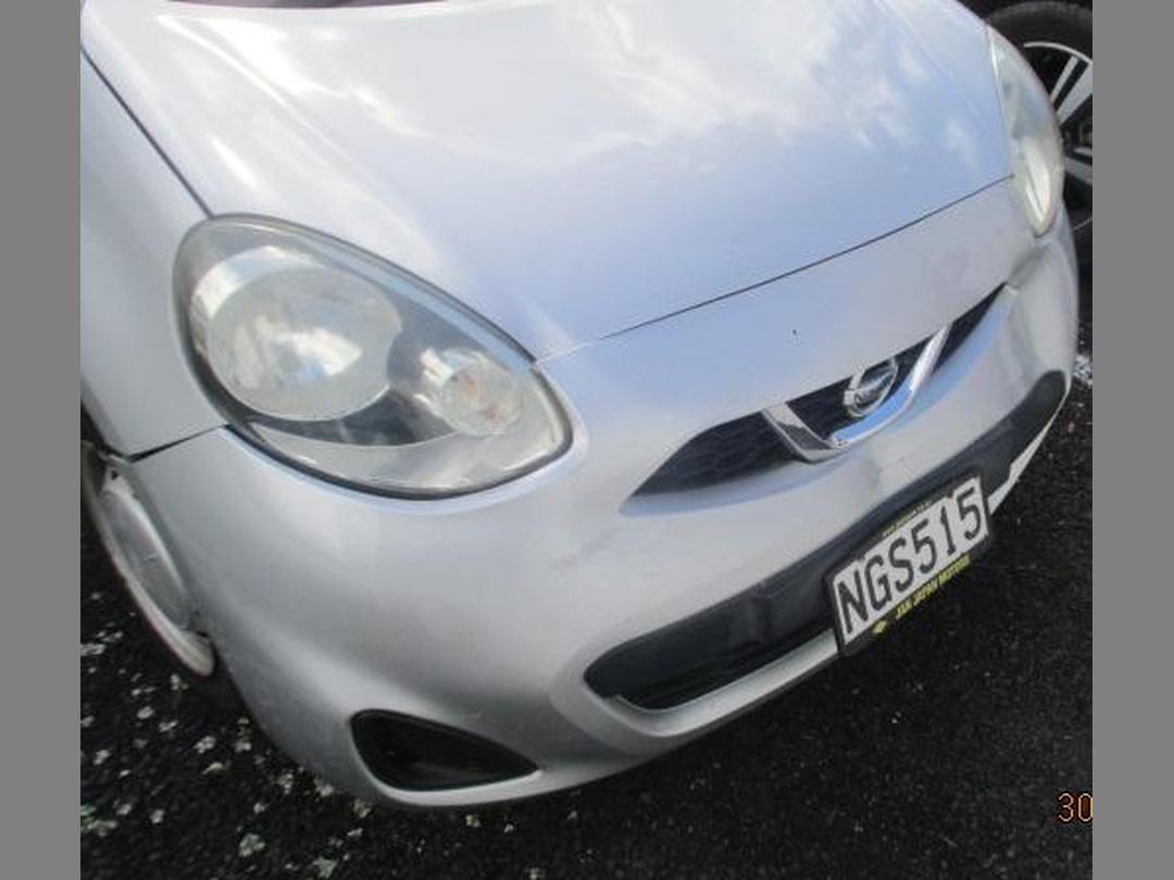 Photo '11' of Nissan March