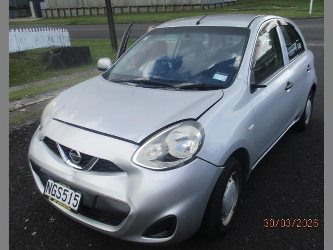 Photo '6' of Nissan March