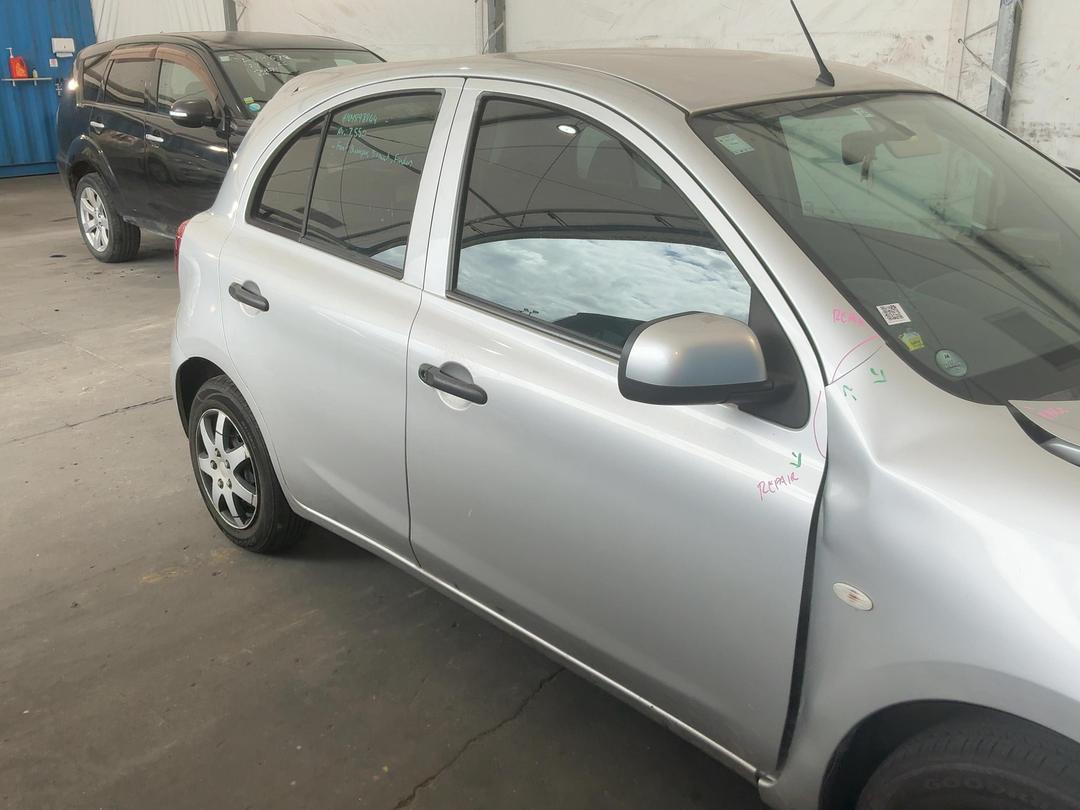 Photo '2' of Nissan March Photo '2' of Nissan March