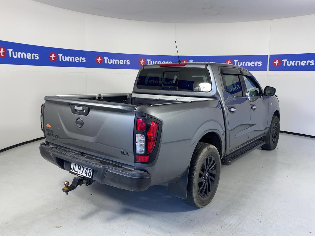 Photo '7' of Nissan Navara