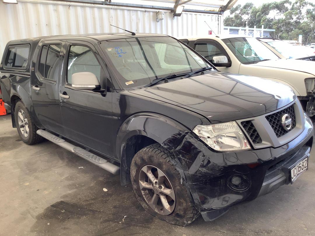 Photo '2' of Nissan Navara D/C ST-X