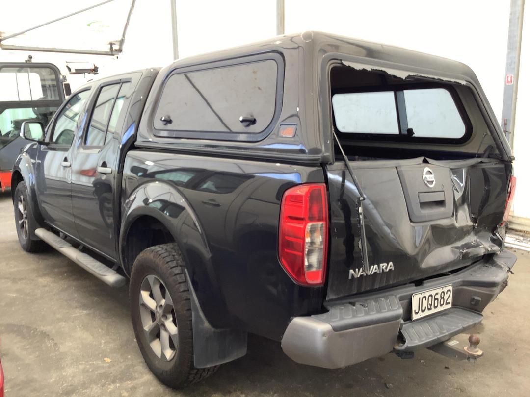 Photo '7' of Nissan Navara D/C ST-X