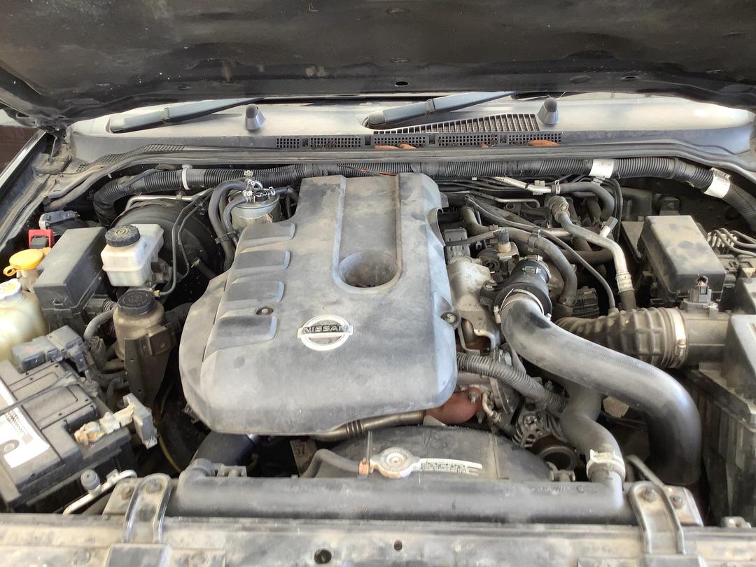 Photo '11' of Nissan Navara D/C ST-X