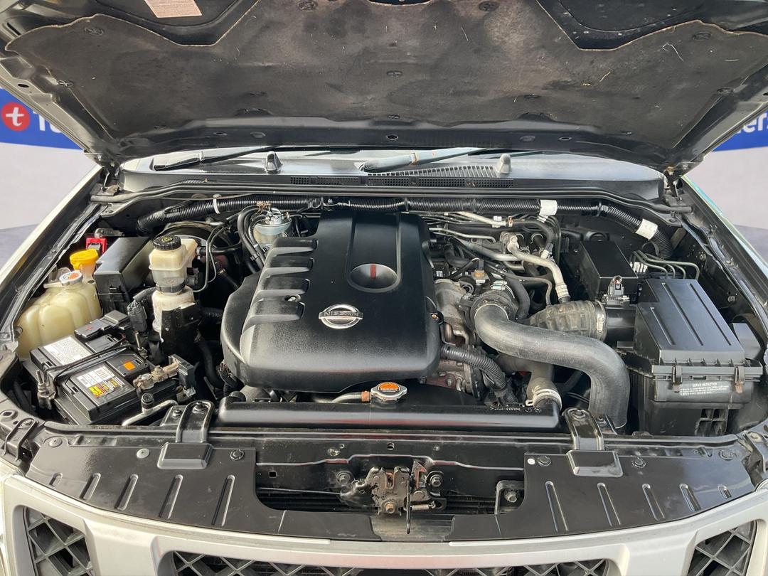 Photo '13' of Nissan Navara