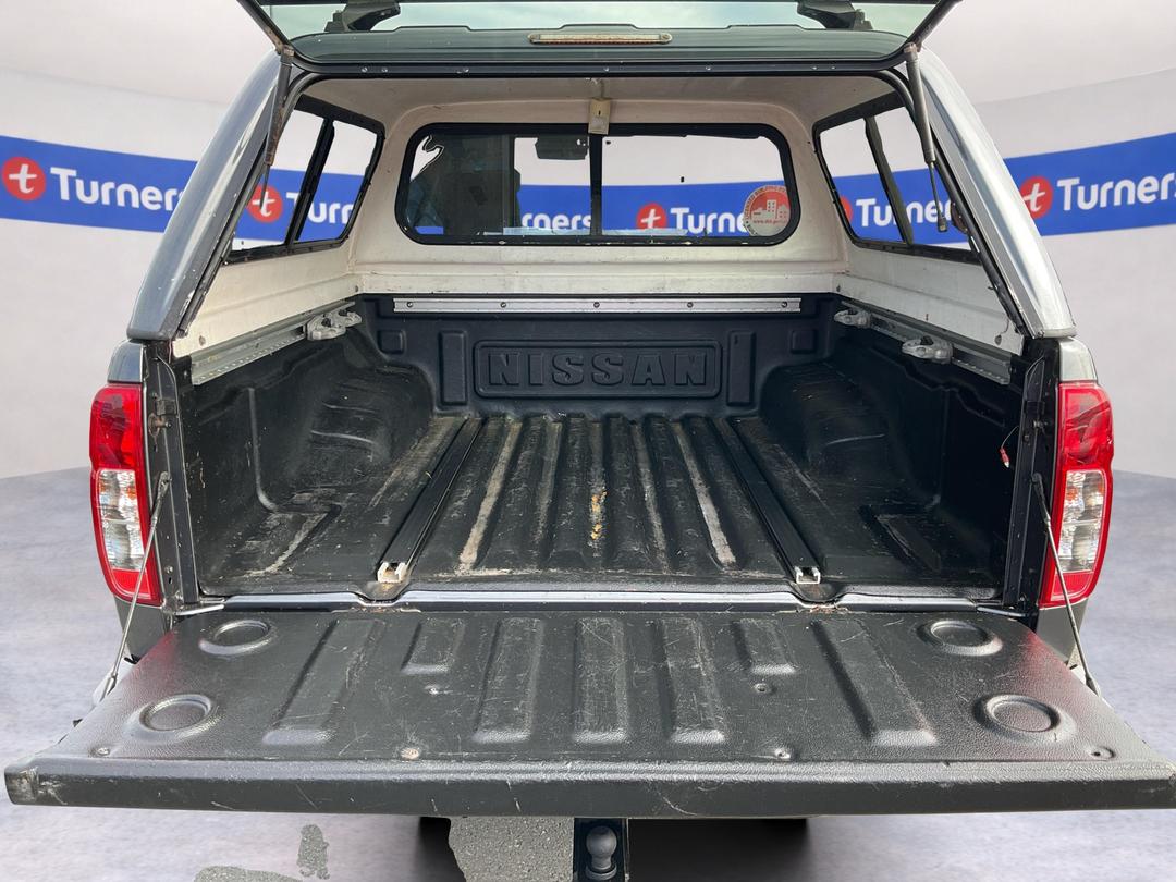 Photo '14' of Nissan Navara