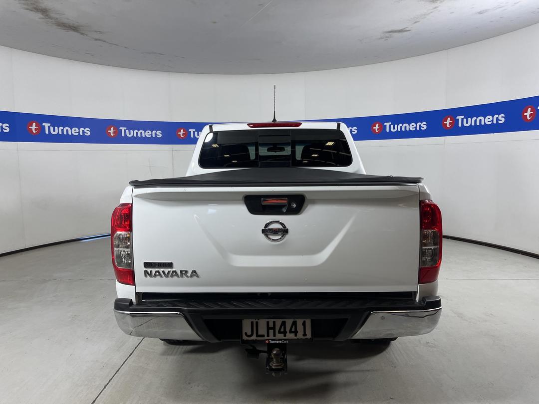 Photo '6' of Nissan Navara