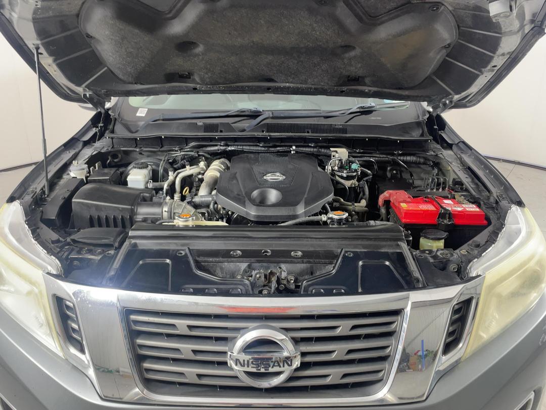 Photo '13' of Nissan Navara