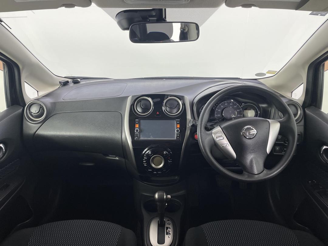 Photo '17' of Nissan Note