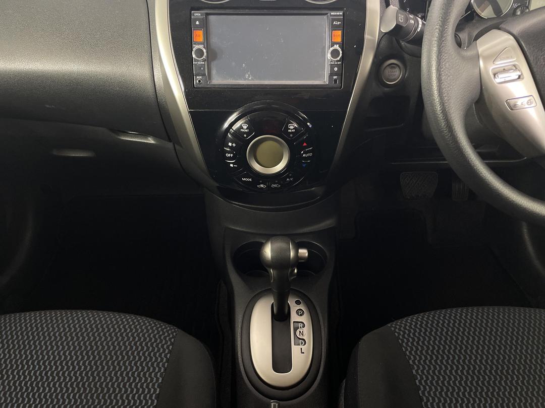 Photo '18' of Nissan Note