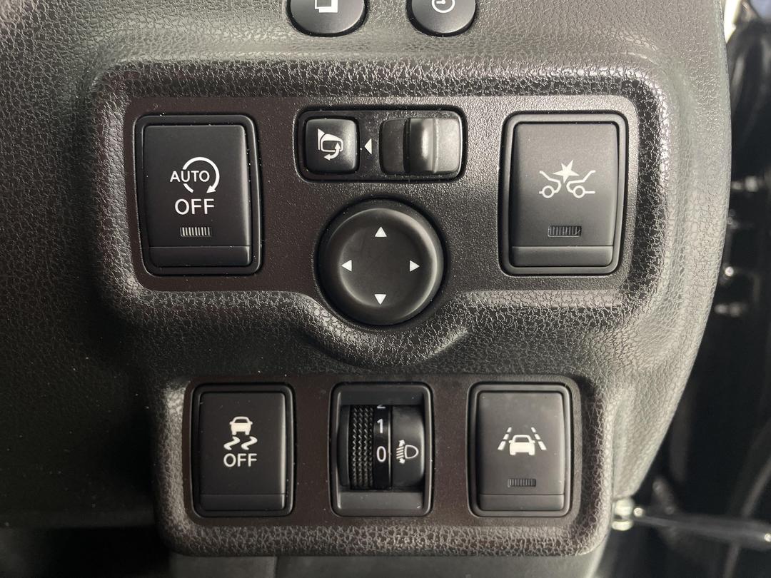 Photo '23' of Nissan Note