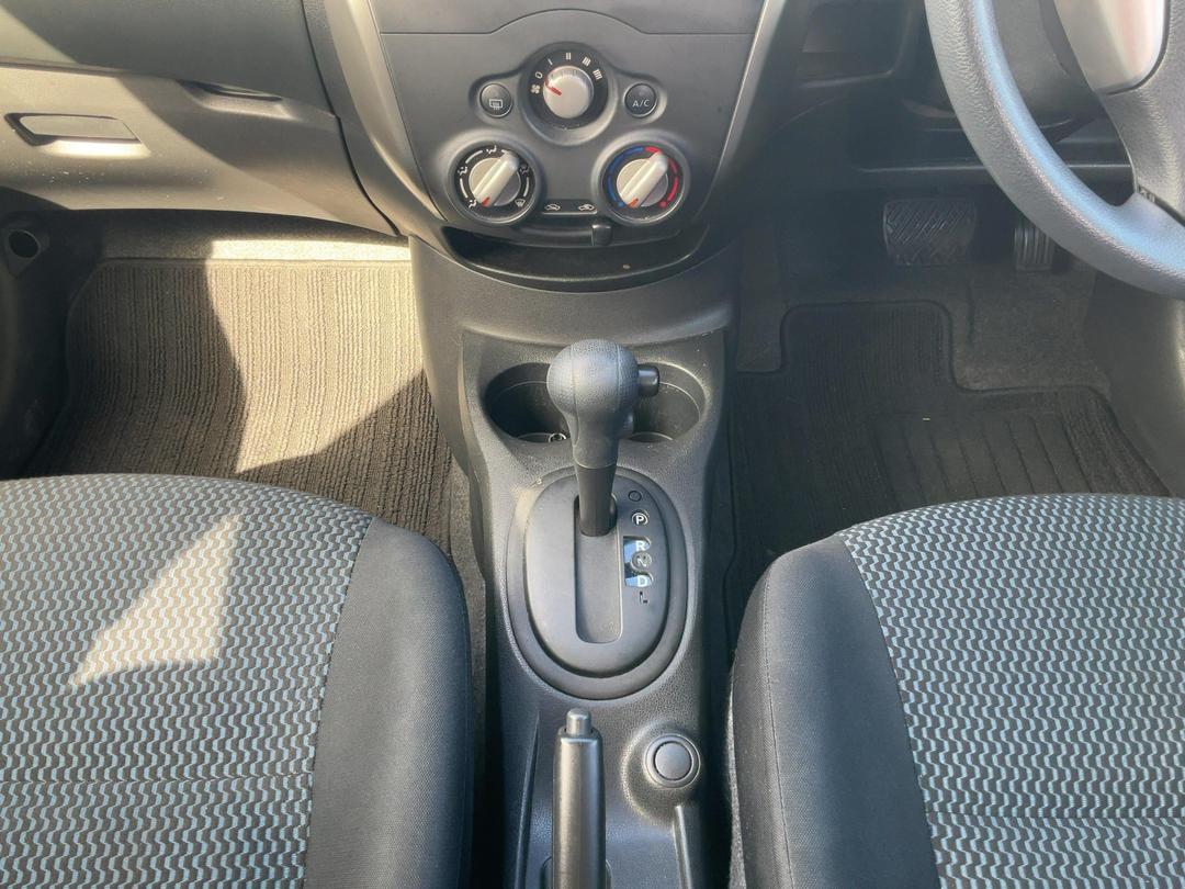 Photo '18' of Nissan Note