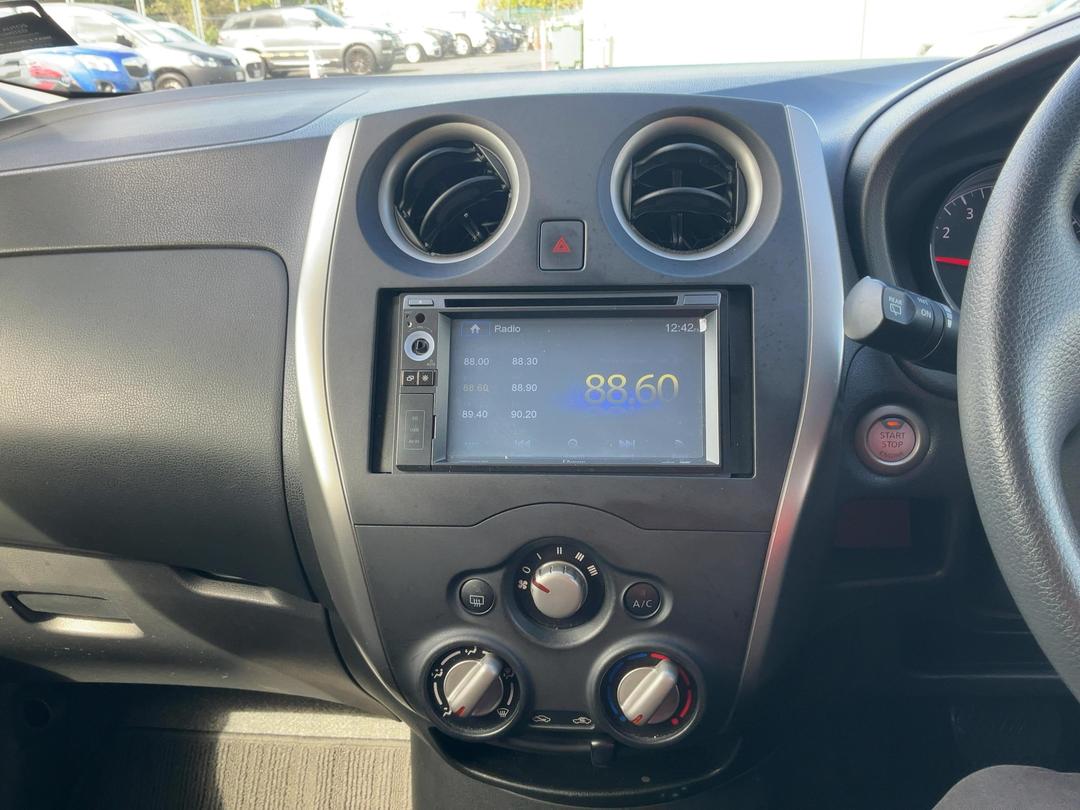 Photo '29' of Nissan Note