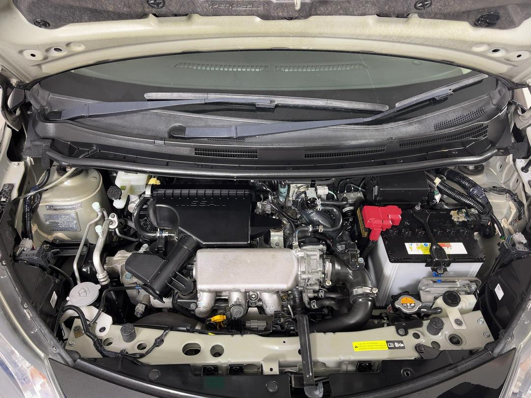Photo '13' of Nissan Note