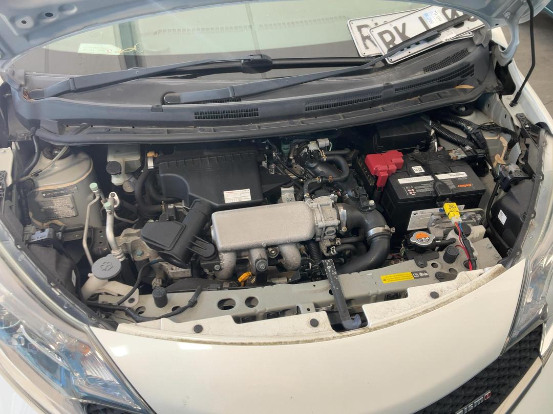 Photo '16' of Nissan Note Photo '16' of Nissan Note