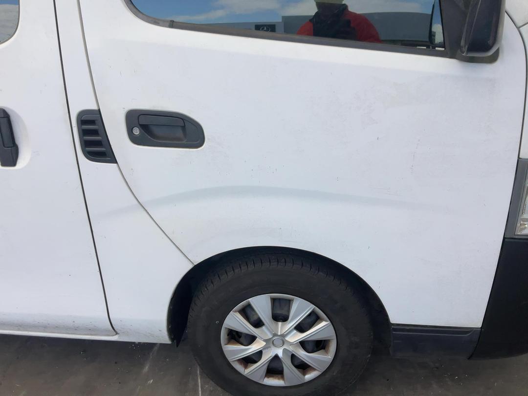 Photo '14' of Nissan NV350 Caravan Photo '14' of Nissan NV350 Caravan