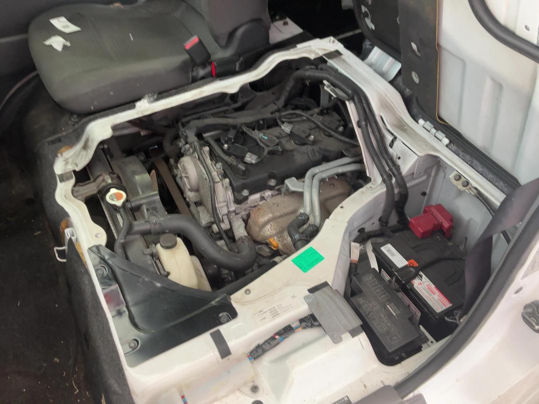 Photo '16' of Nissan NV350 Caravan Photo '16' of Nissan NV350 Caravan