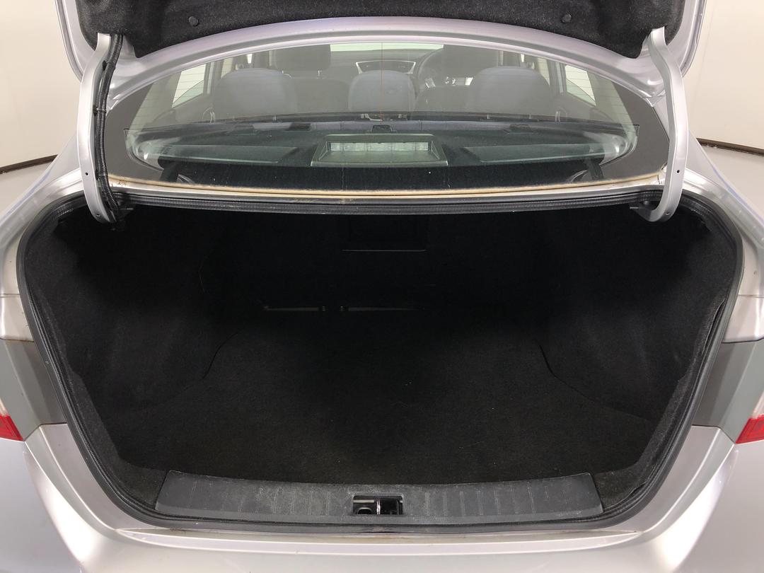 Photo '12' of Nissan Pulsar ST