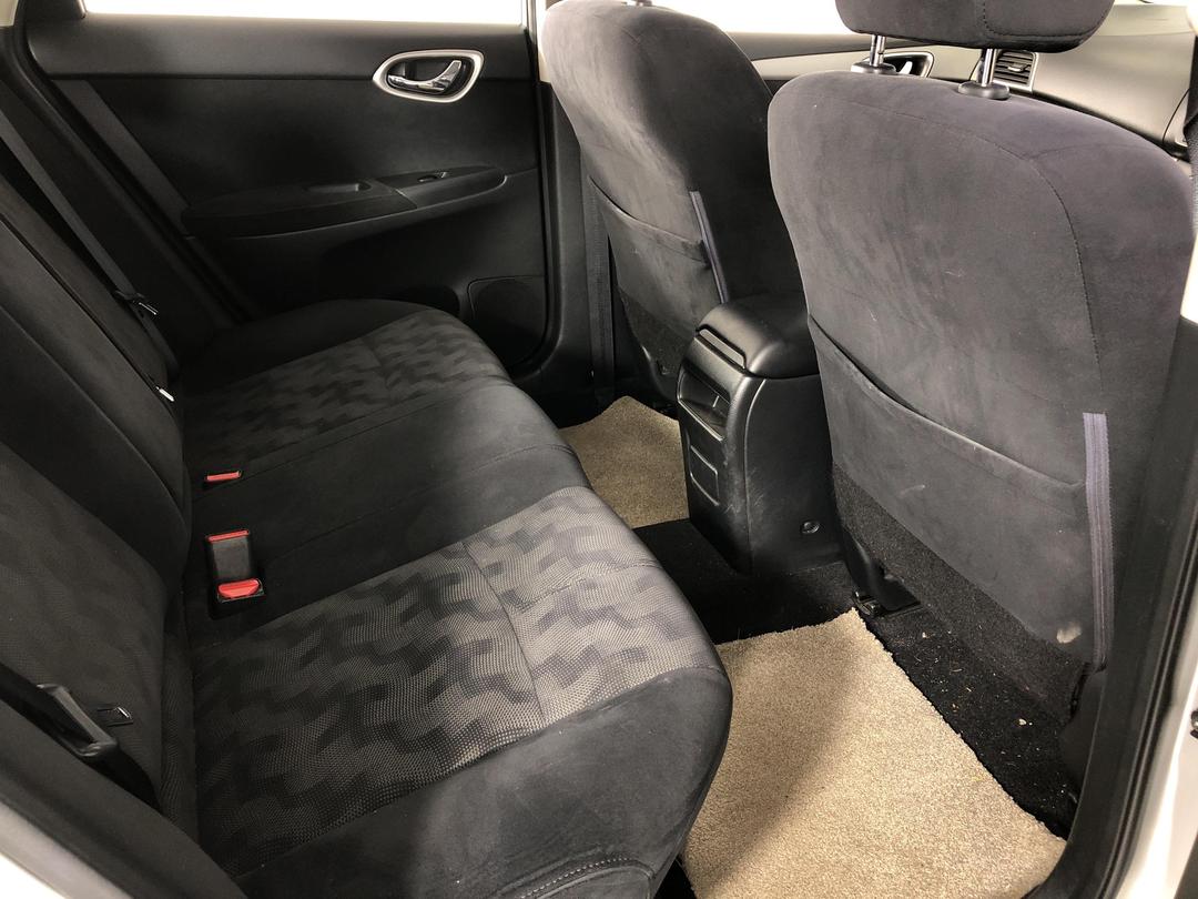 Photo '18' of Nissan Pulsar ST