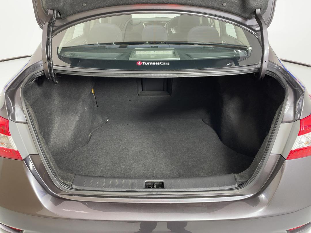 Photo '14' of Nissan Pulsar