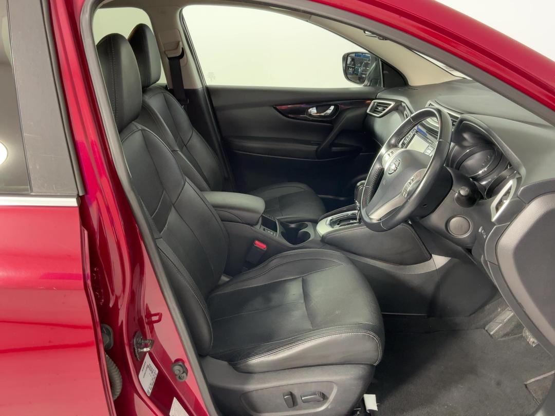 Photo '16' of Nissan Qashqai
