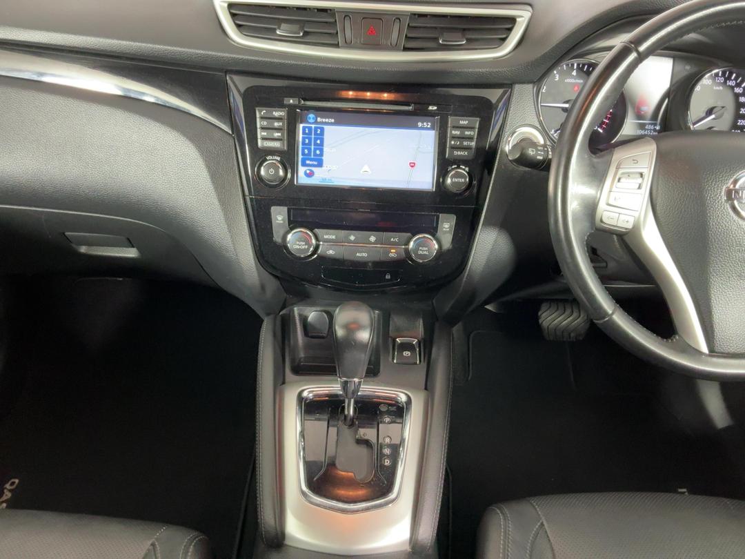 Photo '18' of Nissan Qashqai