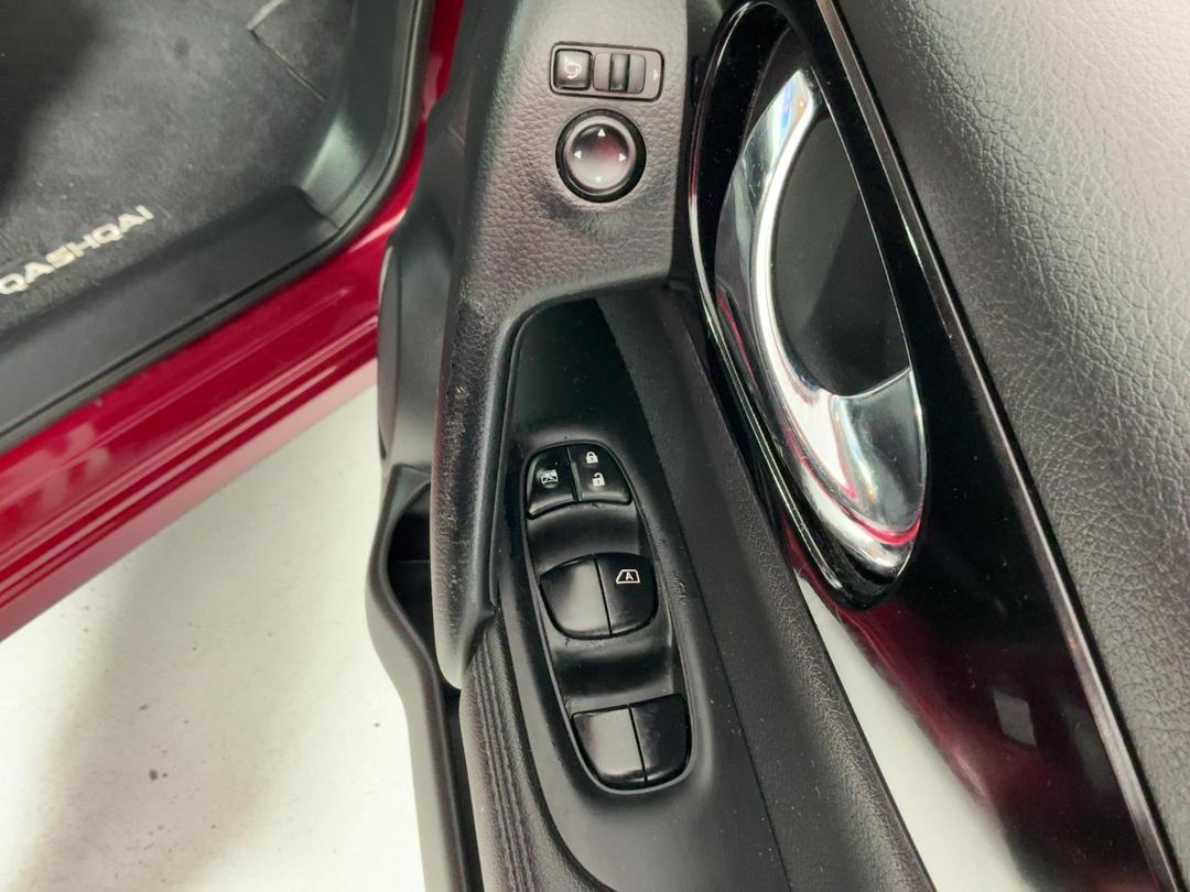 Photo '23' of Nissan Qashqai