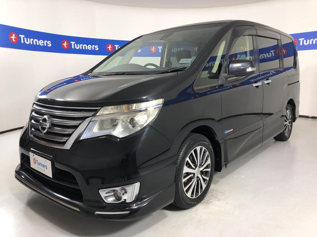 Photo '4' of Nissan Serena