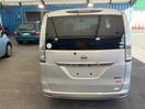 Thumbnail '12' of Nissan Serena