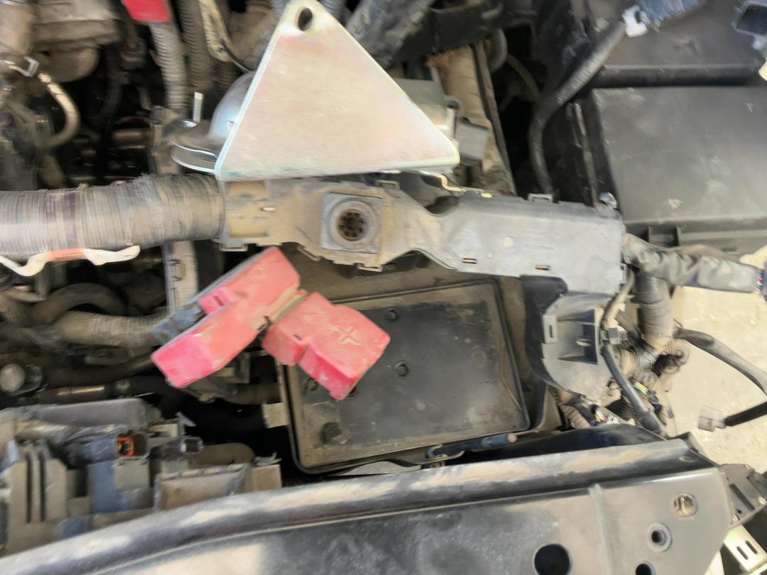 Photo '21' of Nissan Serena Photo '21' of Nissan Serena