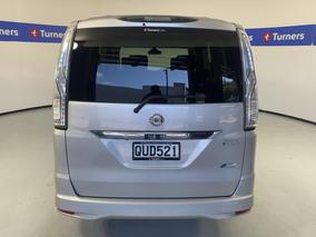 Photo '6' of Nissan Serena
