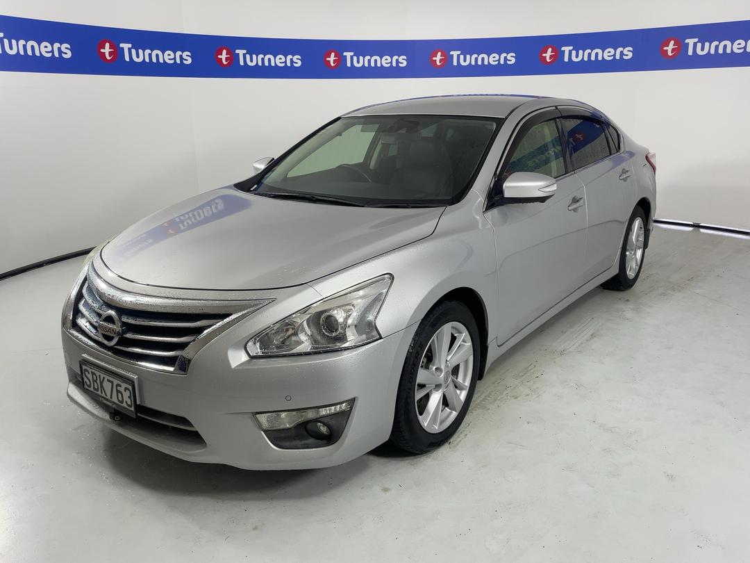 Photo '4' of Nissan Teana