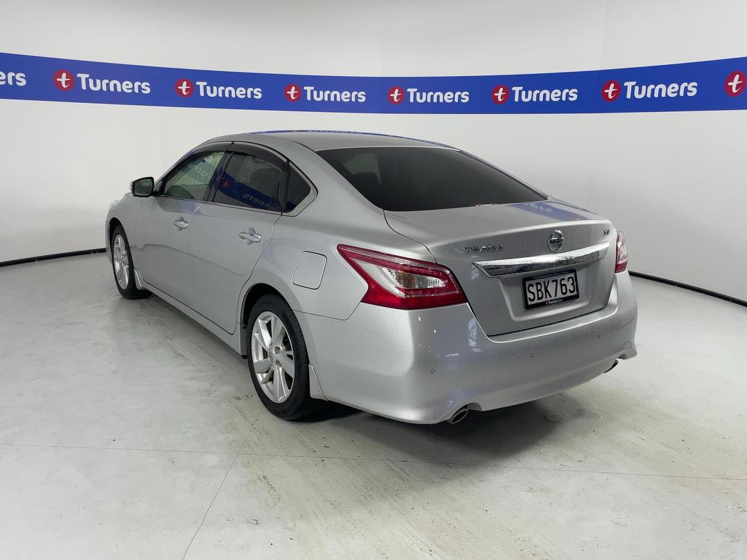 Photo '5' of Nissan Teana