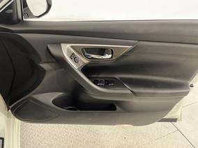 Photo '15' of Nissan Teana
