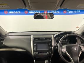 Photo '17' of Nissan Teana