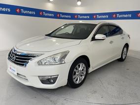 Photo '4' of Nissan Teana