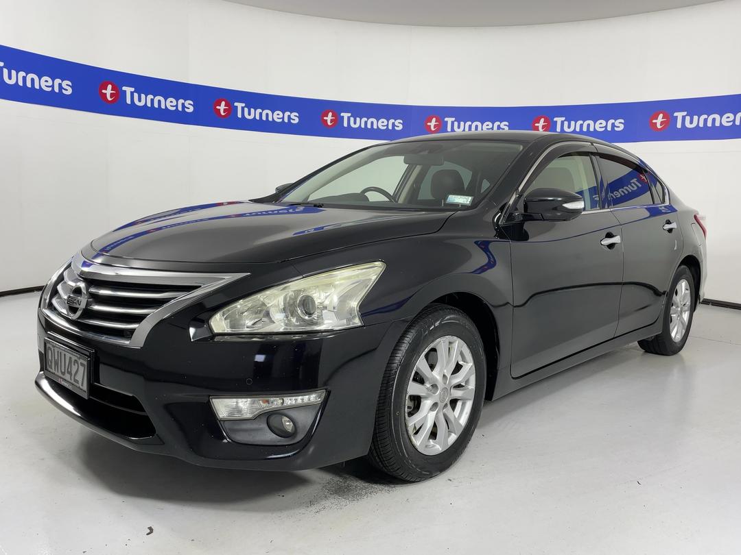 Photo '4' of Nissan Teana