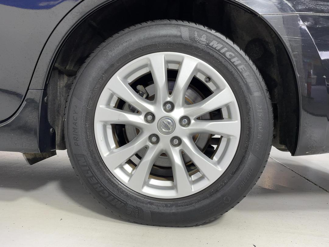 Photo '11' of Nissan Teana