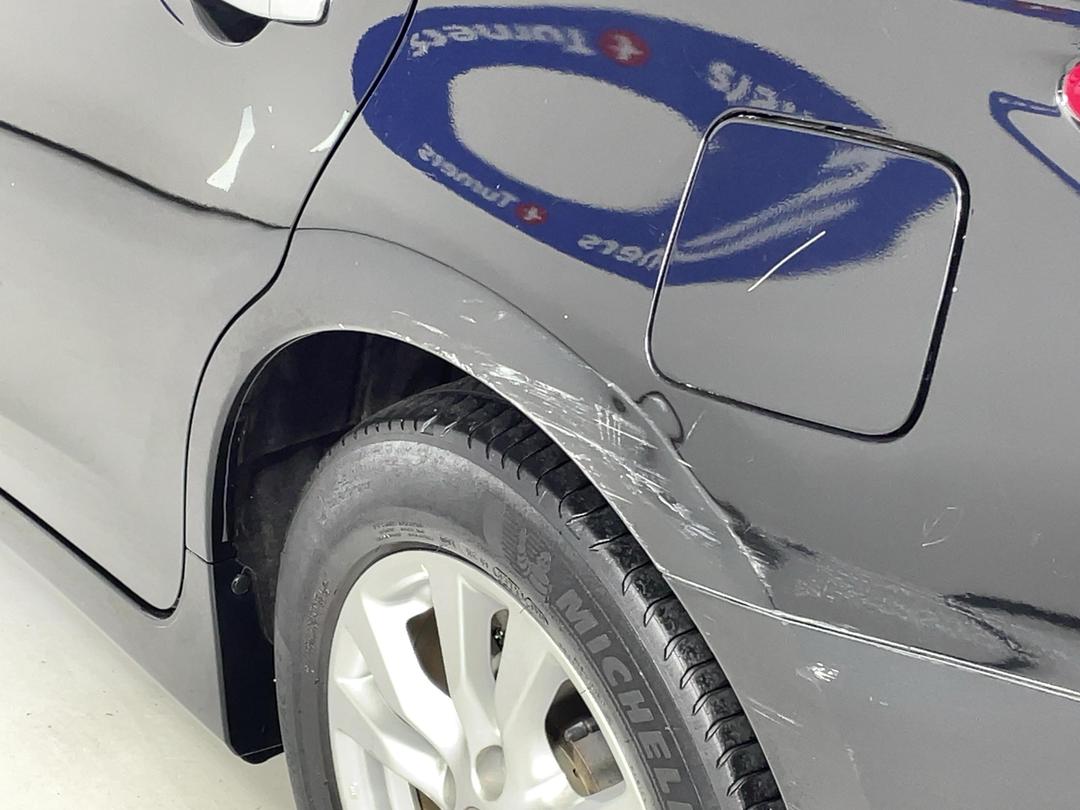 Photo '27' of Nissan Teana