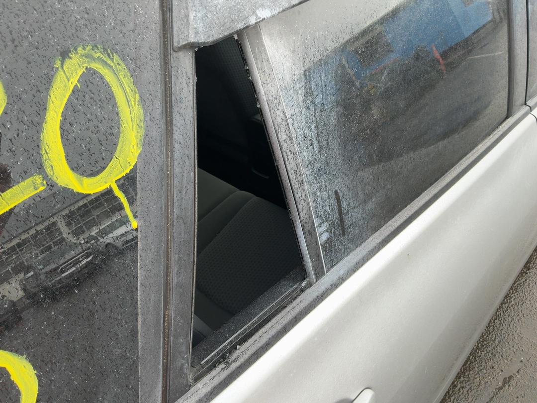 Photo '10' of Nissan Wingroad