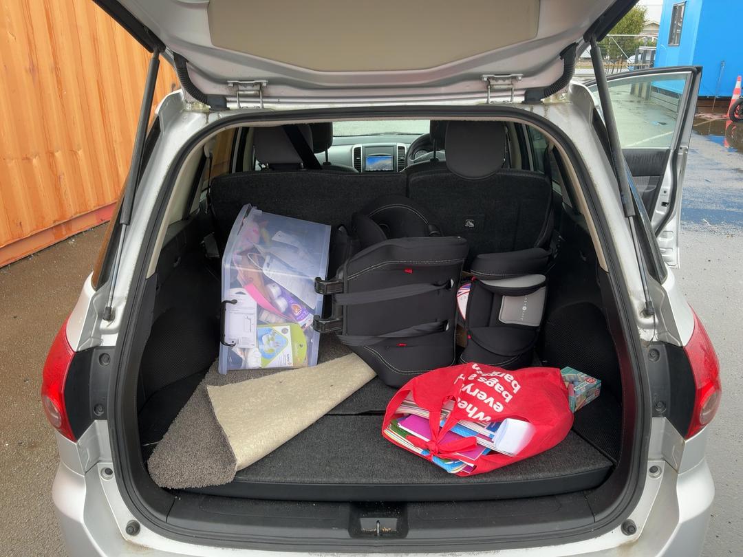 Photo '18' of Nissan Wingroad