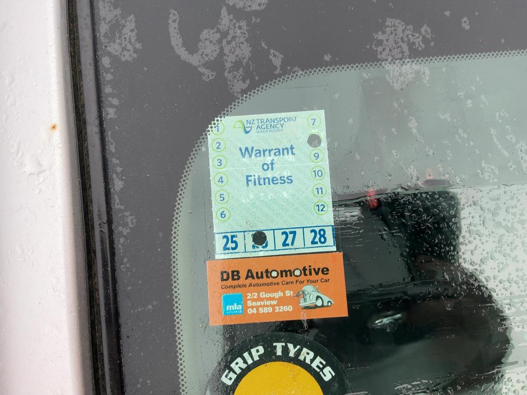 Photo '19' of Nissan Wingroad